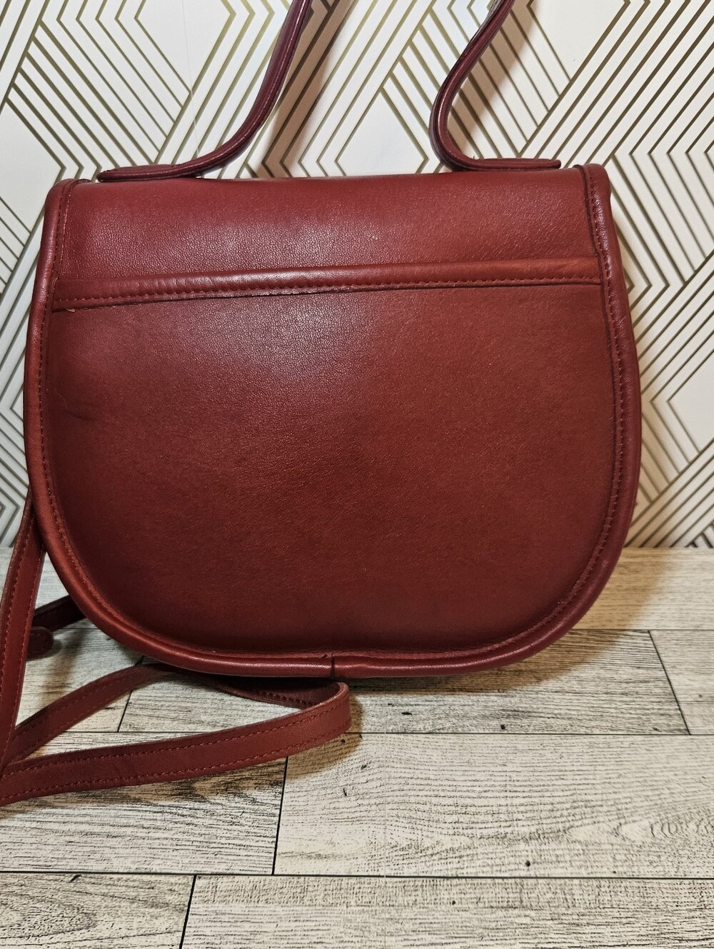 Vintage 1994 Coach Bella Court Bag 9957 Top Handle Cross Body Made in USA Red - Picture 3 of 11